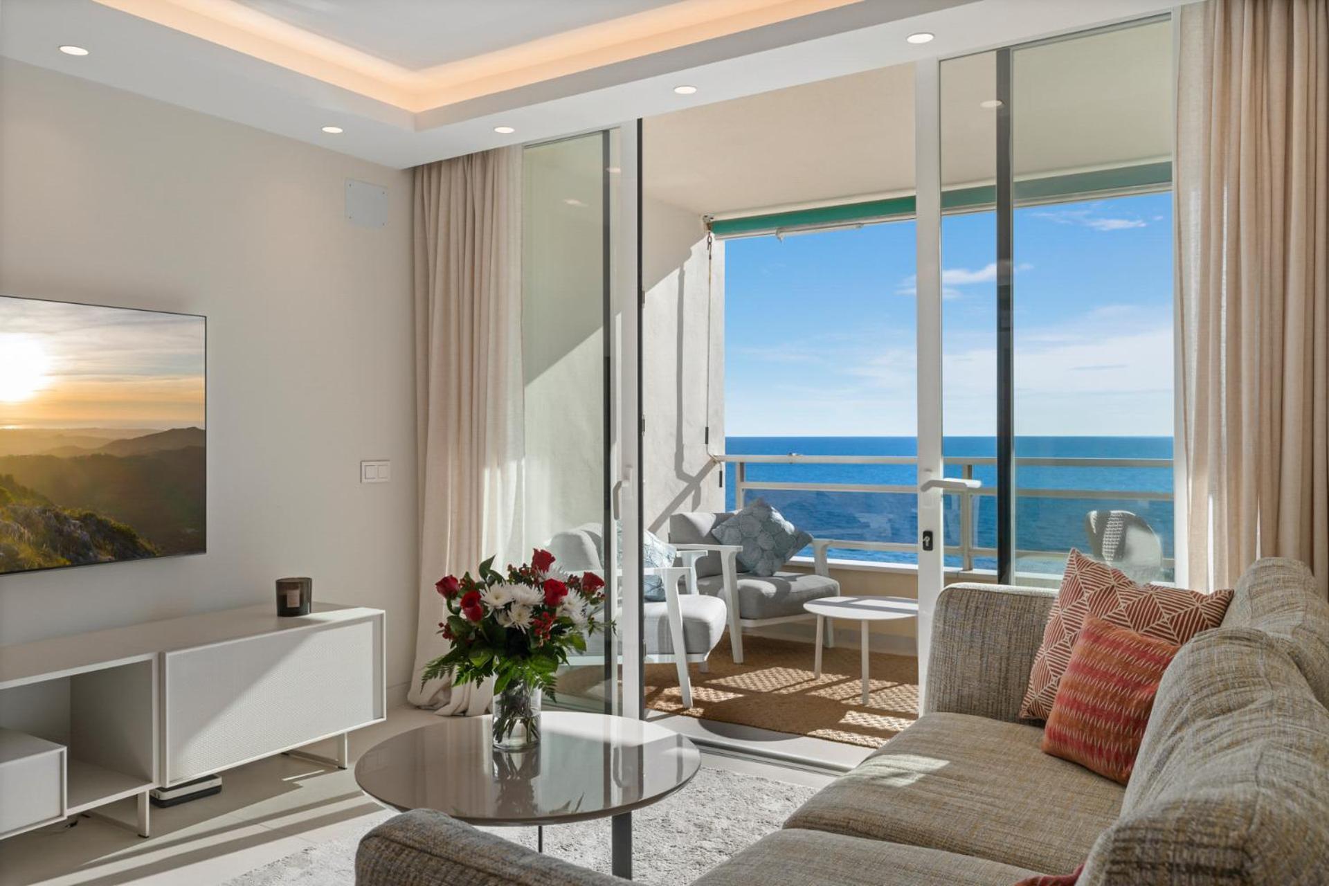 Beach Front Apartment With Pool Marbella Dış mekan fotoğraf