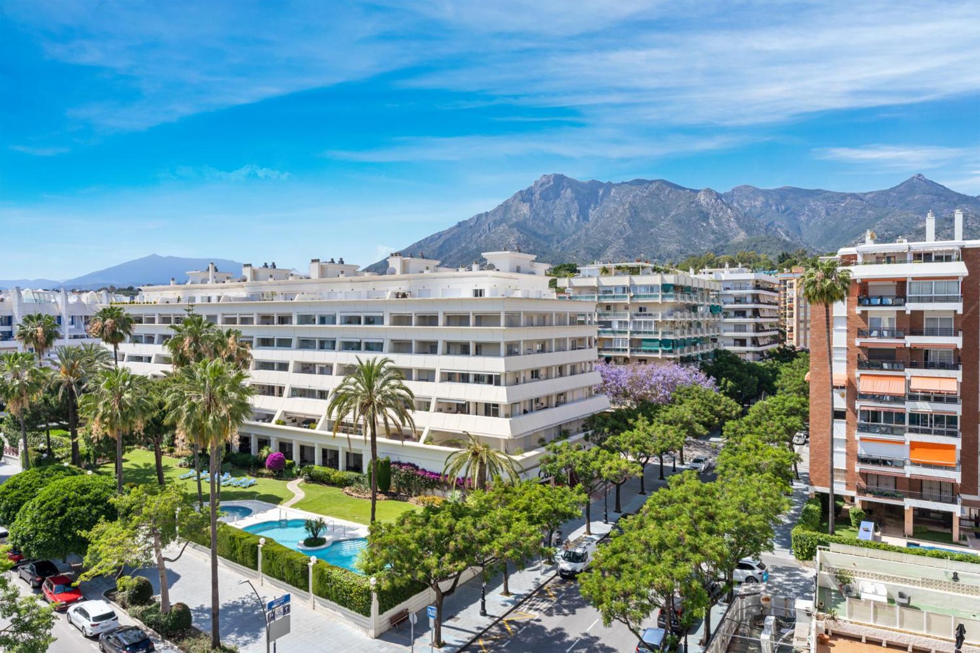 Beach Front Apartment With Pool Marbella Dış mekan fotoğraf