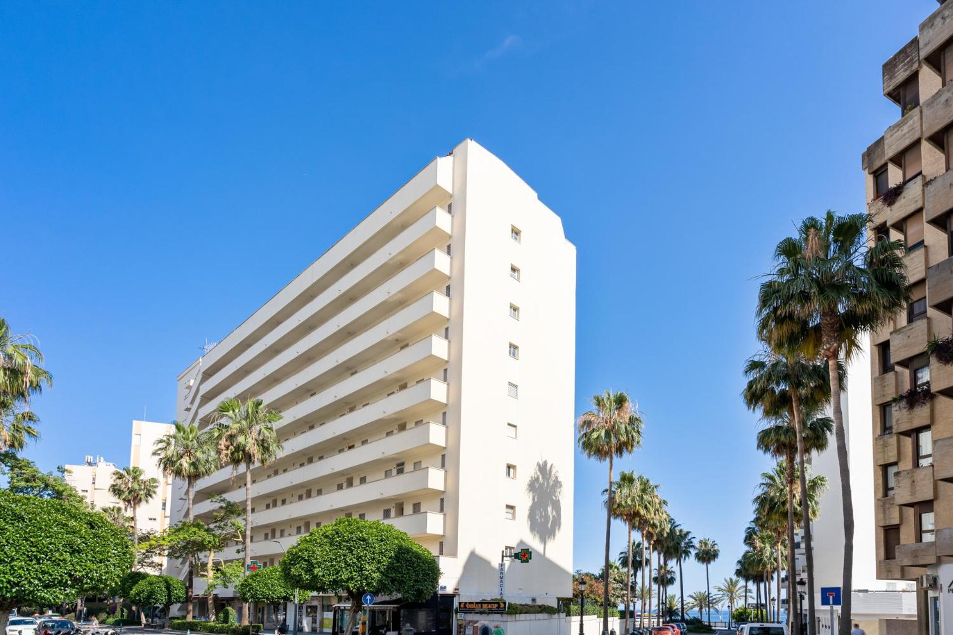 Beach Front Apartment With Pool Marbella Dış mekan fotoğraf